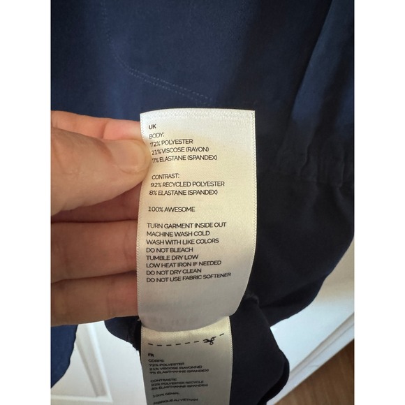 NWT Figs Octavia Hybrid Maternity Scrub Top - Picture 9 of 9